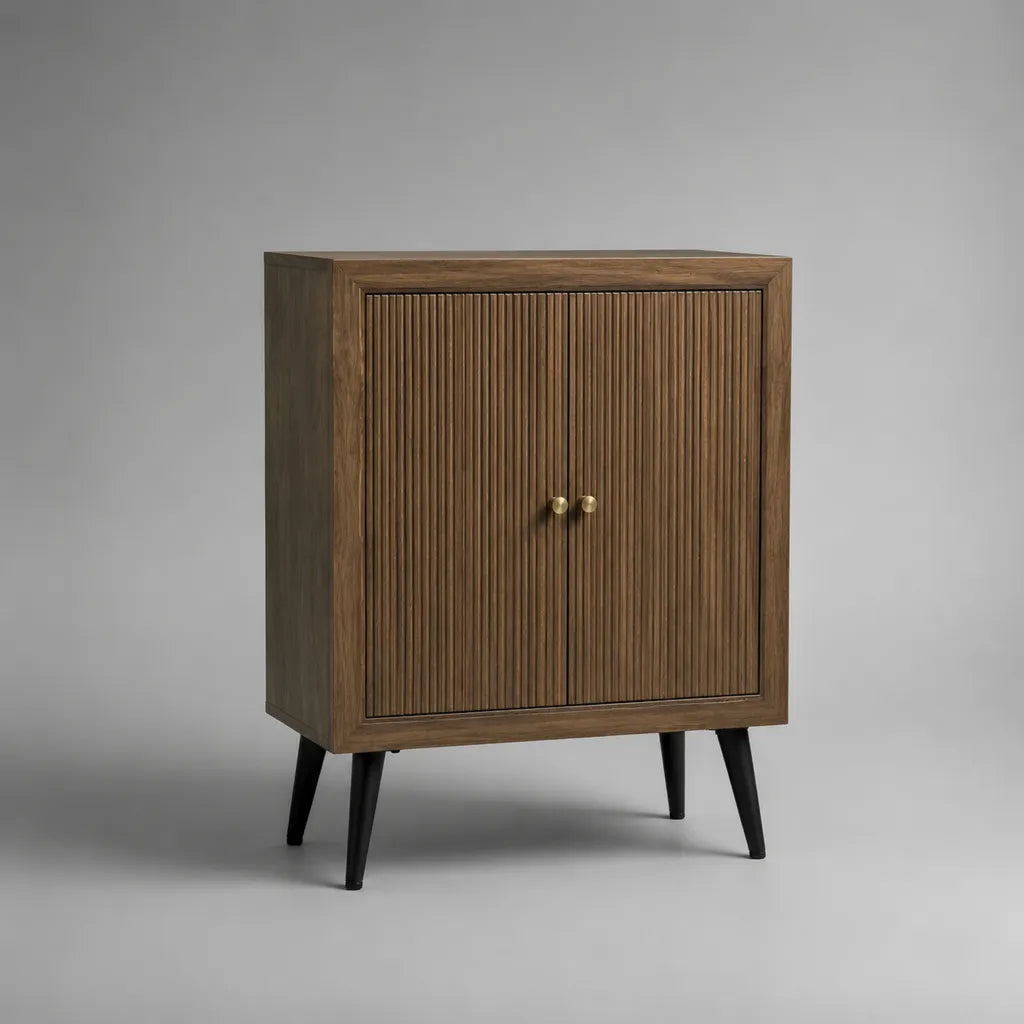Credenza alta rettangolare a 2 ante in legno e metallo, marrone noce, nero e ottone, 80 × 40 × 100 cm